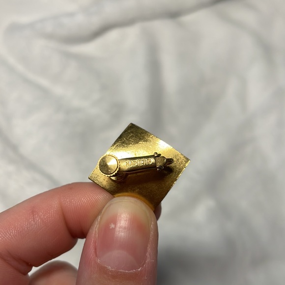 Gold Clip On Earrings - Picture 6 of 7